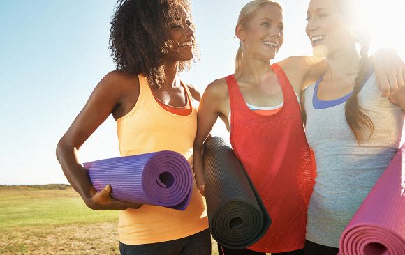 7 Reasons to Practice Yoga Outside Instead Inside